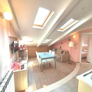 La Mansarda Rosa Casa vacanze Napoli